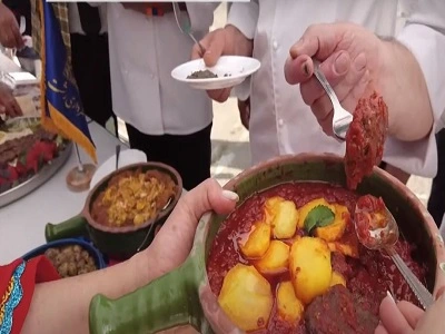 غذاهای مختلف جشنواره ناواسارد (1)