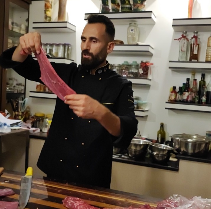 کباب زنی و تخته کاری در زنجان